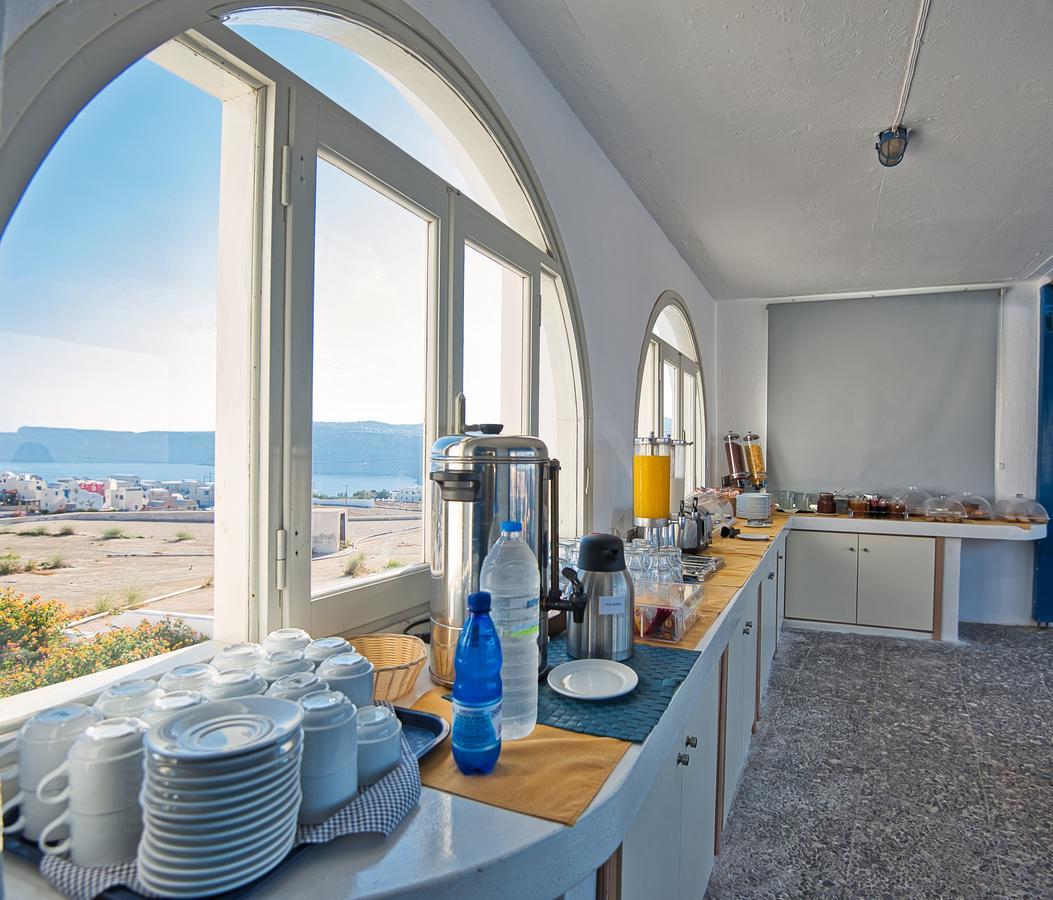 Thira'S Dolphin Aparthotel Akrotiri  Exterior photo